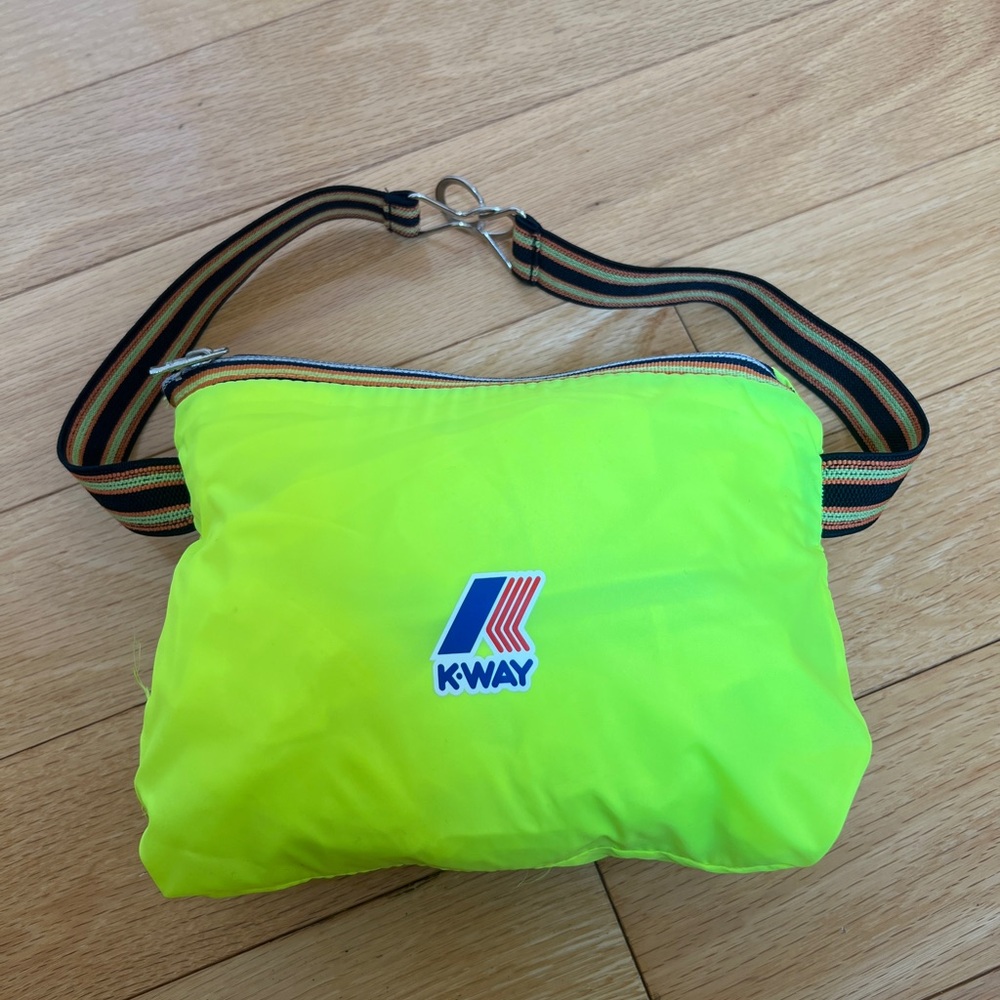 Packable K-Way Jacket - Picture 5 of 6